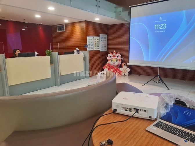 Tuyển nhân viên giao nhận và lắp đặt thiết bị sự kiện