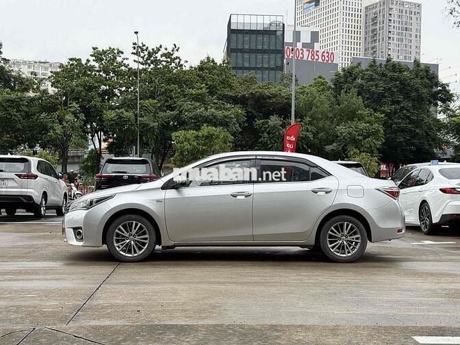 Toyota Corolla Altis 2015 1.8G - bảo dưỡng Hãng