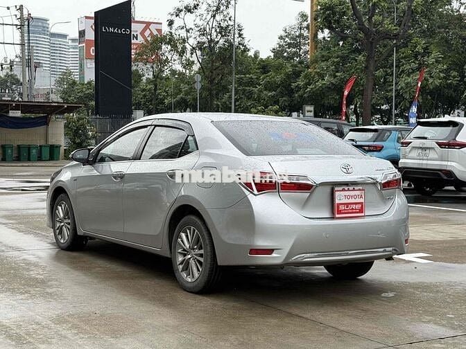 Toyota Corolla Altis 2015 1.8G - bảo dưỡng Hãng