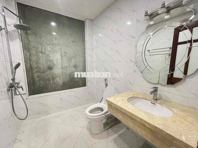 Siêu phẩm Thịnh Quang - 100m- 9 tầng- thang máy- ngõ ô tô- kinh doanh