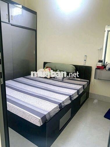 NHÀ MỚI SÁT BÊN VÒNG XOAY PHÚ HƯNG OTO TỚI NHÀ