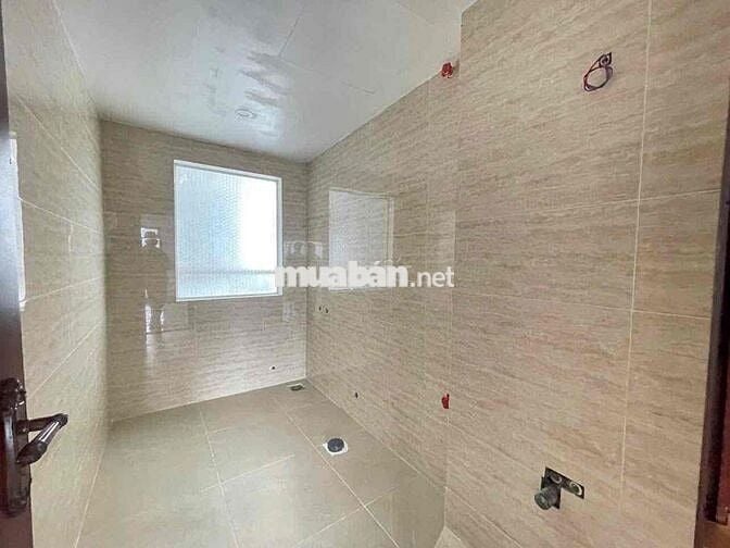 Siêu phẩm Thịnh Quang - 100m- 9 tầng- thang máy- ngõ ô tô- kinh doanh