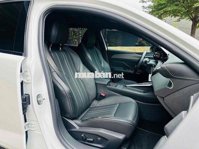 Peugeot 408 2023 GT 1.6 AT - 7200 km