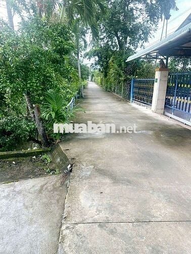 NHÀ MỚI SÁT BÊN VÒNG XOAY PHÚ HƯNG OTO TỚI NHÀ