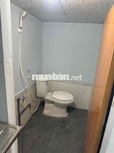 Cho thuê phòng trọ mới, có gác, cách KCN trà nóc 300m