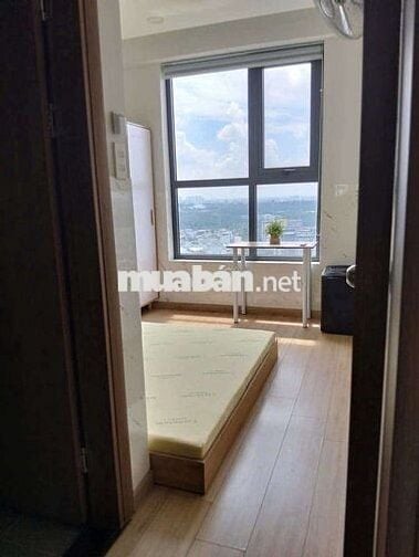 phòng master trong căn chung cư Bcons Green view full nội thất