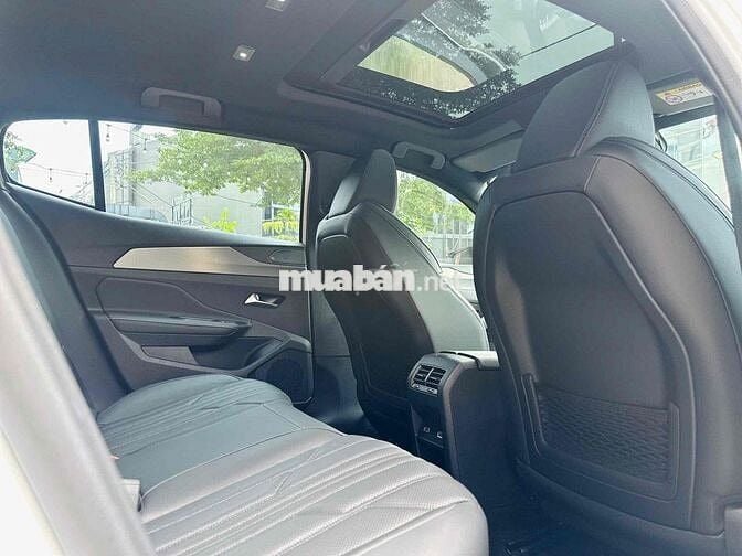 Peugeot 408 2023 GT 1.6 AT - 7200 km