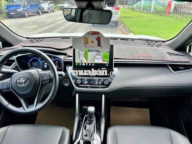 Toyota Corolla Cross 2024 1.8HEV - 11600 km