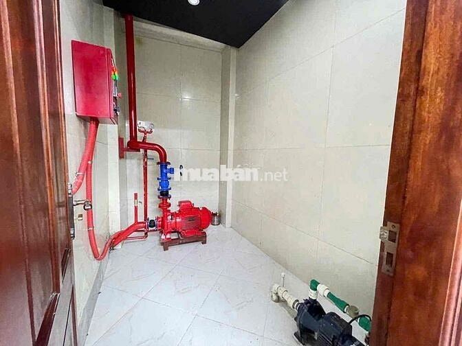 Siêu phẩm Thịnh Quang - 100m- 9 tầng- thang máy- ngõ ô tô- kinh doanh