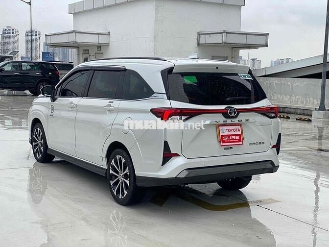 Toyota Veloz Cross Top 2024 - 33000 km