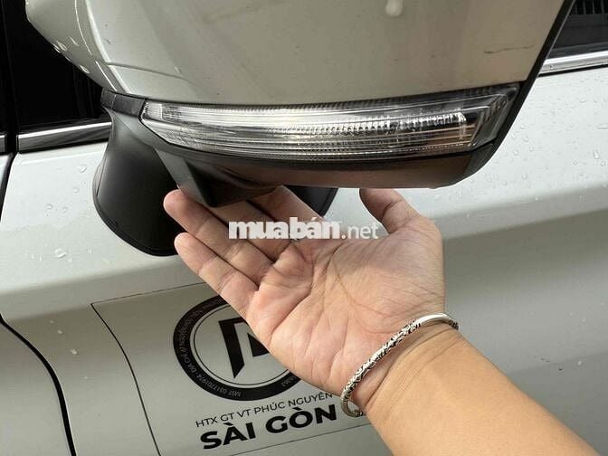 Toyota Veloz Cross Top 2024 - 33800km - Xe Hãng