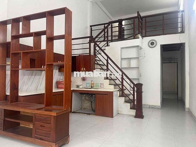 bán nhà kiệt Bắc Sơn , sau lưng bến xe