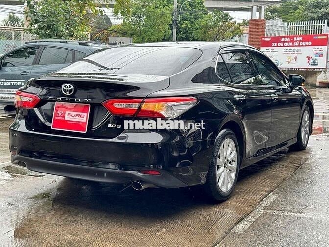 Toyota Camry 2020 2.0G - Màu đen nt kem