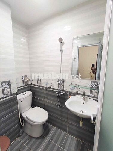 Studio Full Nội Thất Giáp Cầu Kiệu Quận 1, Tiện di chuyển các quận tâm