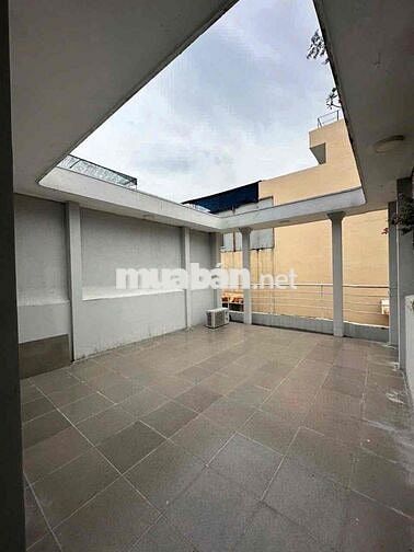 NHÀ MỚI 4PN - 5WC SẴN 4 MÁY LẠNH TIỆN VÀO Ở NGAY