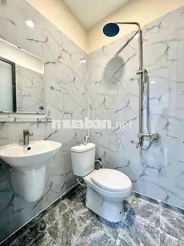 CC cho thuê gấp 2PN riêng tách bếp full nội thất có ban công cửa sổ