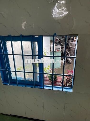 Cho thuê phòng trọ 14m2, đường CMT8 Quận3