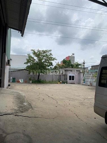 Cho thuê nhà xưởng 1800m2 giá 85tr tại đường an phú đông 25 quận 12