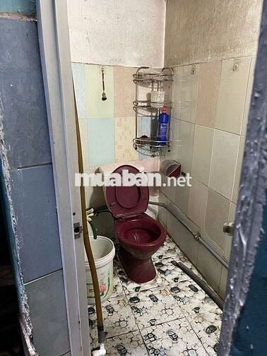 Cho thuê phòng trọ 14m2, đường CMT8 Quận3