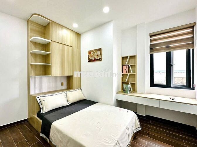 Bán Nhà Lê Văn Sỹ DTSD 160m2 Thổ cư Shr 4 Tầng 4pn