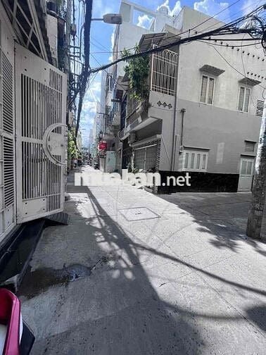 BIỆT THỰ MINI NGAY KHU PHỐ ẨM THỰC PHAN XÍCH LONG DT 8X15m - CÓ GARA