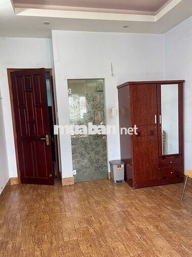 Cho thuê phòng tiện nghi lầu 3 tại 1074A.39 Trường Sa, P12, Q3, TPHCM