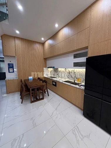 NHÀ 3 TẦNG MẶT TIỀN NƠ TRANG LONG, ĐẸP KHÔNG GÓC CHẾT, SỔ ĐỎ TRAO TAY 