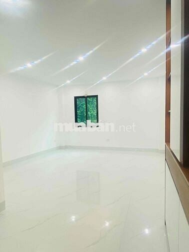 TOÀ VĂN PHÒNG 80M2 7TẦNG XÂY MỚI TẠI PHỐ ĐỊNH CÔNG THƯỢNG KINH DOANH