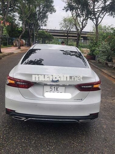 TOYOTA CAMRY HYBRID 2023 MỘT CHỦ, CHẠY 4,6 VẠN Km