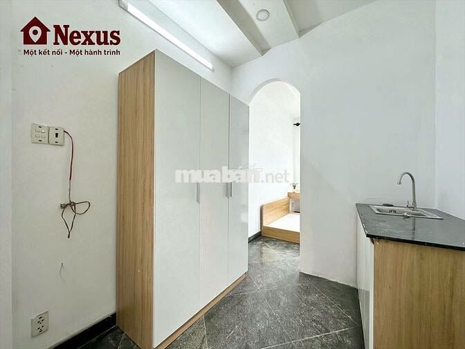 (HÌNH THẬT-GIÁ THẬT)KHAI TRƯƠNG STUDIO BAN CÔNG MỚI 100% - TÁCH BẾP