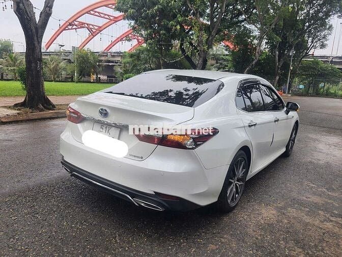 TOYOTA CAMRY HYBRID 2023 MỘT CHỦ, CHẠY 4,6 VẠN Km