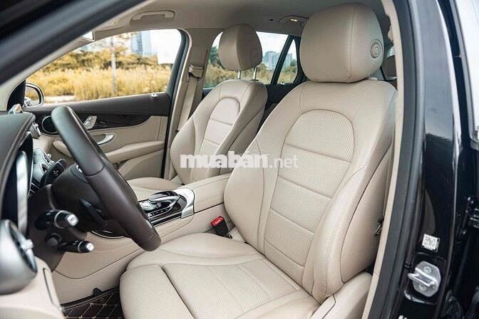 LONG ANH AUTO về Mercedes GLC200 model 2019