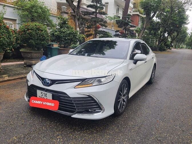 TOYOTA CAMRY HYBRID 2023 MỘT CHỦ, CHẠY 4,6 VẠN Km