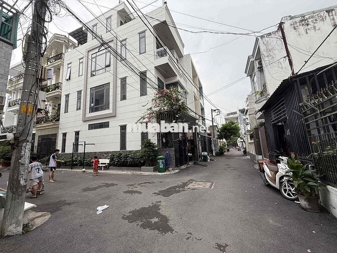 5,2m mặt tiền, xe tải vào nhà thoải mái, Bán gấp căn cấp 4 100m2 ngay