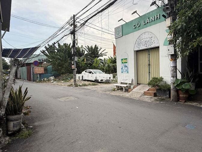 5,2m mặt tiền, xe tải vào nhà thoải mái, Bán gấp căn cấp 4 100m2 ngay