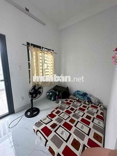 Nhà hẻm thông đg LĐT P16: 3.5x23m ,3 lầu, 4pn, Cho CHDV