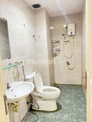 Chung cư Hoàng Sa, P.Tân Định, Q1: 2p ngủ, 9tr/th, ban công, nhà mới