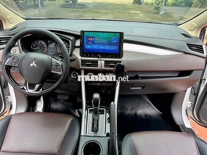 Xpander Cross 2021 Đi lướt 16 ngàn Xe Gđ 1 chủ