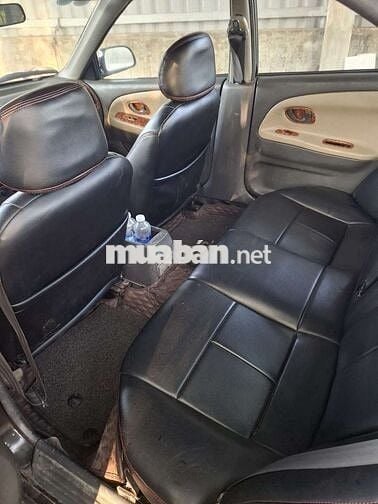 2000 GLX 1.6 MT - 150000 km