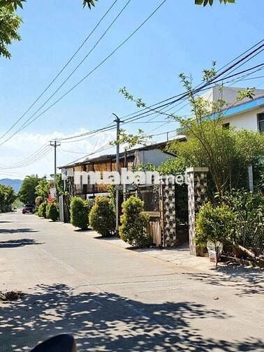 đất nền ngay tt Đại Hiệp. Tiện Ích đầy đủ, sẵn sổ. Giá chỉ 7xx