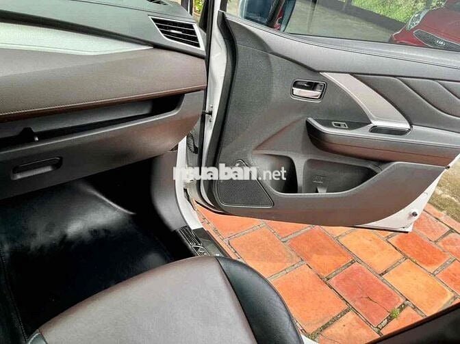 Xpander Cross 2021 Đi lướt 16 ngàn Xe Gđ 1 chủ