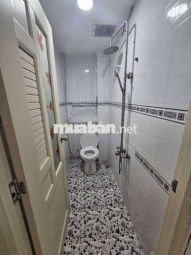 Bán nhà 3 tầng, 32m2, hxh 6m, ngay An Dương vương, giá nhỉnh 3 tỷ(TL)