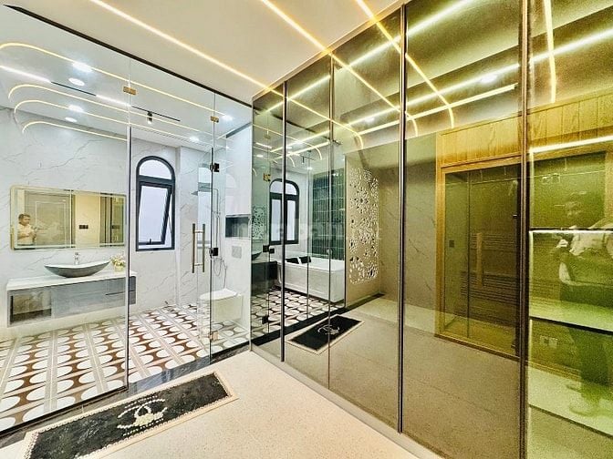 ⭐️Siêu phẩm 5 Lầu THANG MÁY tuyệt đẹp Cao cấp đường 12m Lê Văn Thọ