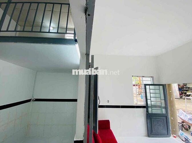 CHO THÊU NHÀ 1 PHÒNG NGỦ CÓ GÁC + 1 KHÁCH NGAY LÊ VĂN QUỚI