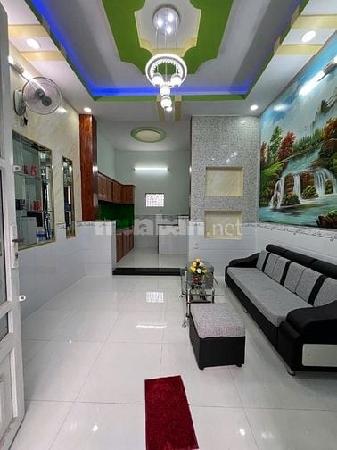 Nhà đẹp Hóc Môn giá rẻ - đường Trần Văn Mười, hẻm xe hơi, vào ở ngay