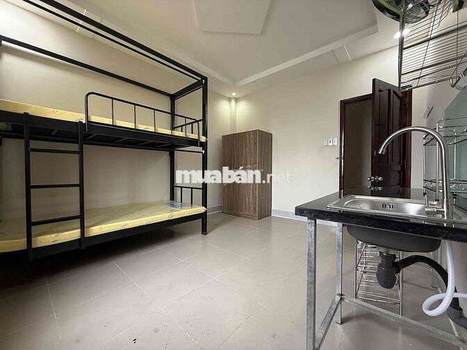 STUDIO NẰM NGAY PHẠM VĂN ĐỒNG, FULL NỘI THẤT