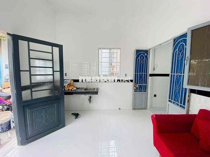 CHO THÊU NHÀ 1 PHÒNG NGỦ CÓ GÁC + 1 KHÁCH NGAY LÊ VĂN QUỚI