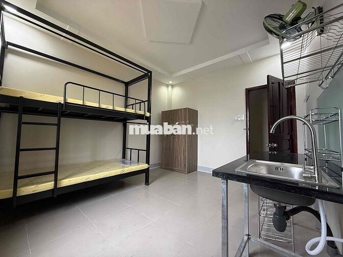 STUDIO NẰM NGAY PHẠM VĂN ĐỒNG, FULL NỘI THẤT