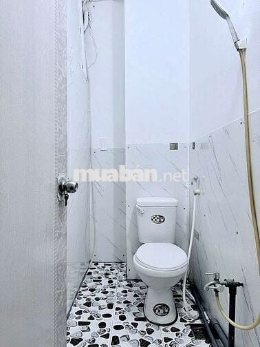 STUDIO NHỎ TRUNG TÂM Q10_CÒN 1 PHÒNG_CỌC Ở LIỀN_FREE XE