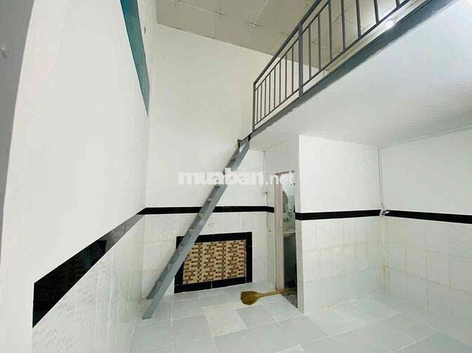 CHO THÊU NHÀ 1 PHÒNG NGỦ CÓ GÁC + 1 KHÁCH NGAY LÊ VĂN QUỚI